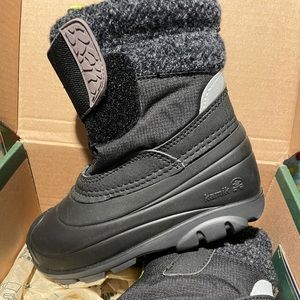 Kamik brand new snow boots